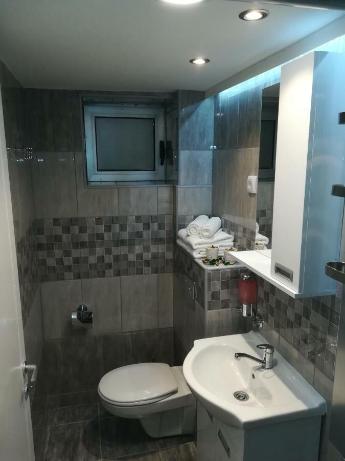 Classy And Cozy - Parking - 3 Beds - Near Center Novi Sad Eksteriør billede