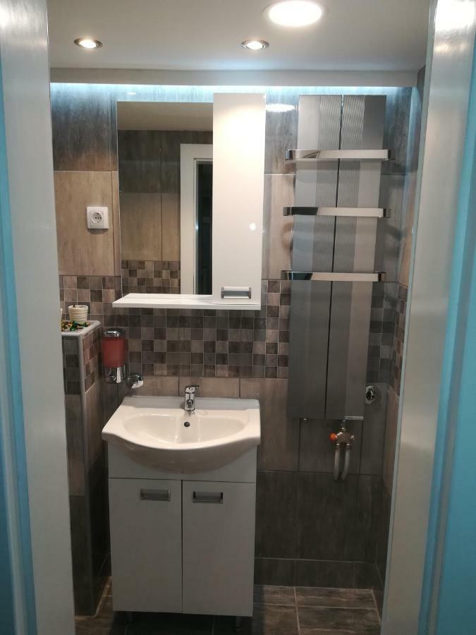 Classy And Cozy - Parking - 3 Beds - Near Center Novi Sad Eksteriør billede